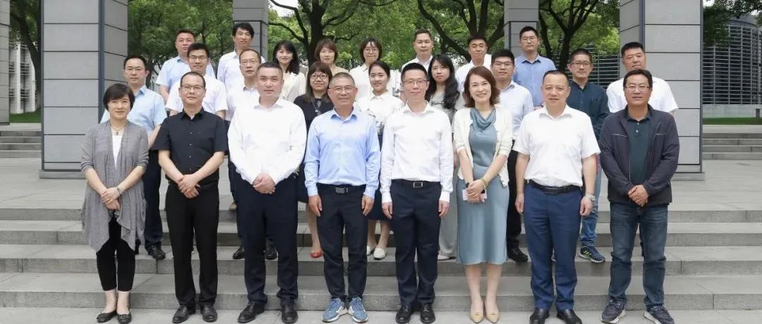 綠城樂居建設(shè)管理集團(tuán)有限公司到訪江南管理開展深度交流互動