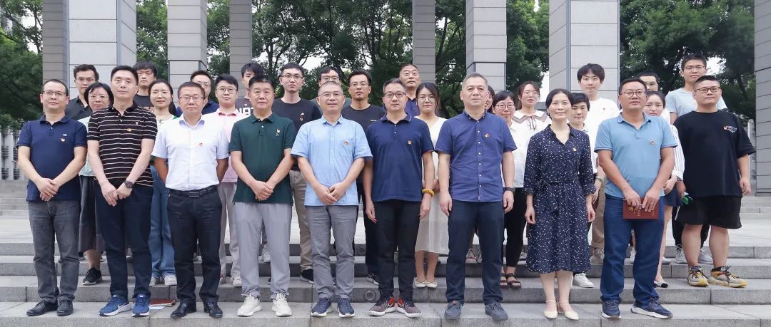 江南管理圓滿召開黨委、紀委換屆選舉黨員大會